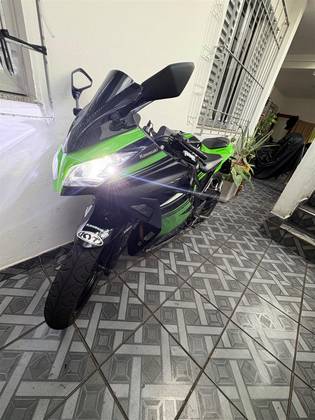 KAWASAKI NINJA 300 ABS 